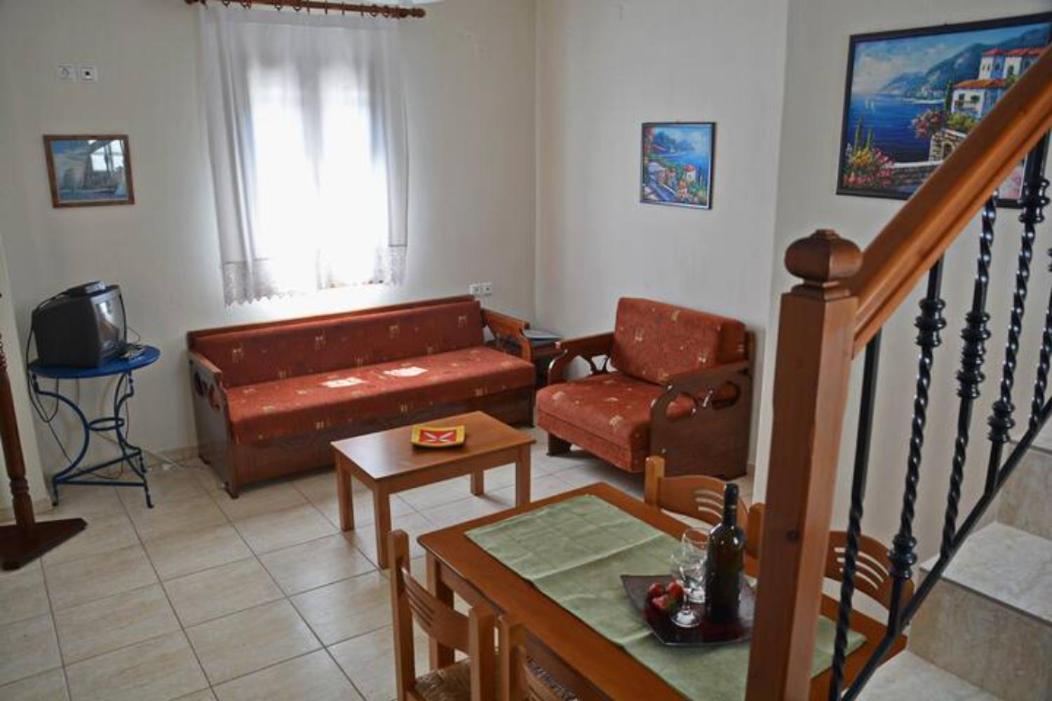 Albatros Villas Steni Vala Alonissos エクステリア 写真